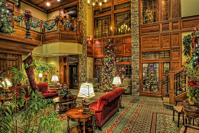 Christmas in July - Inside Pigeon Forge TN