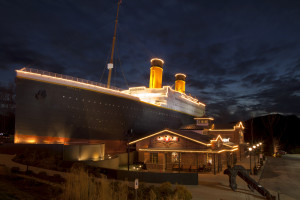 Titanic attraction in Pigeon Forge aglow at night